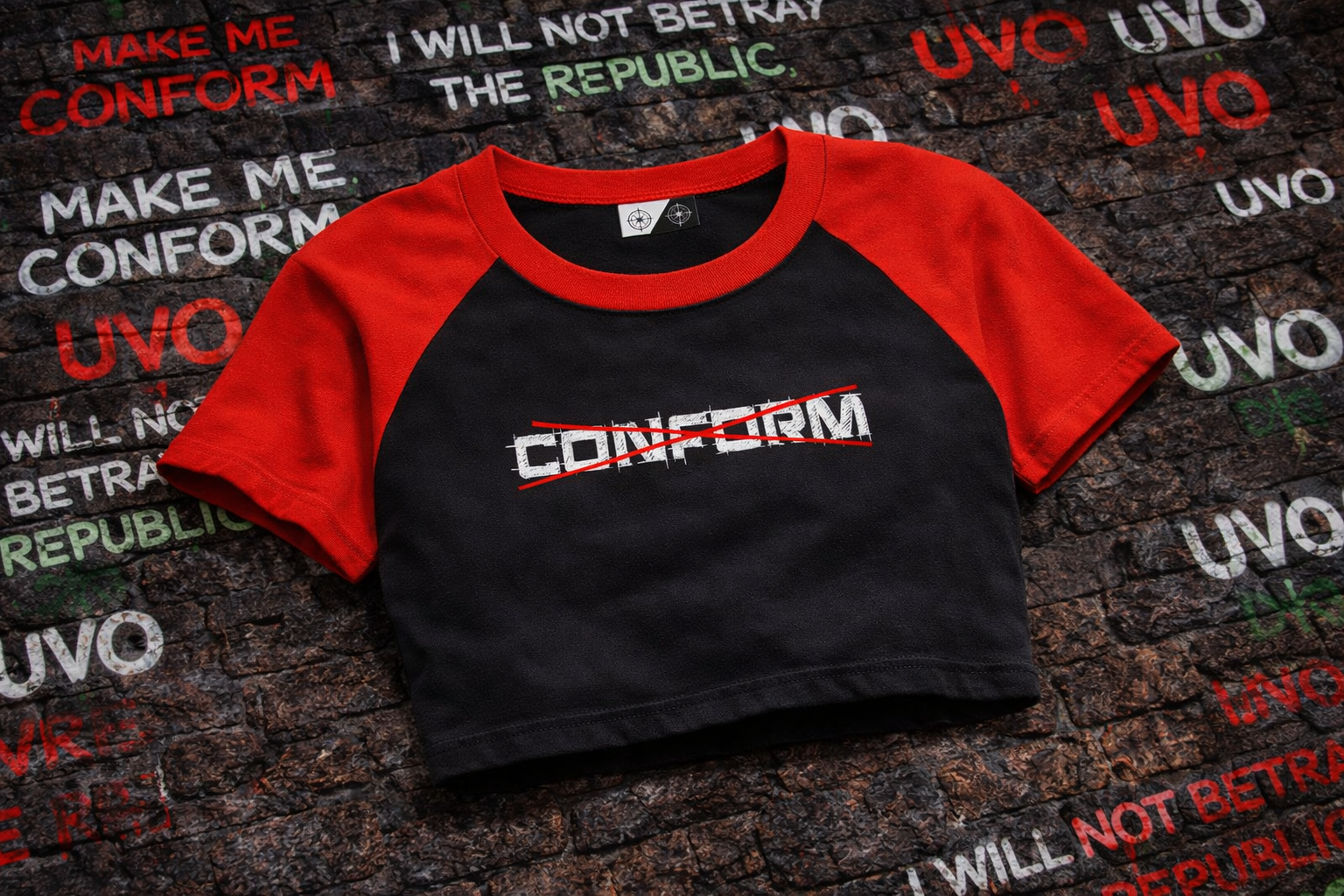 CONFORM BABY TEE